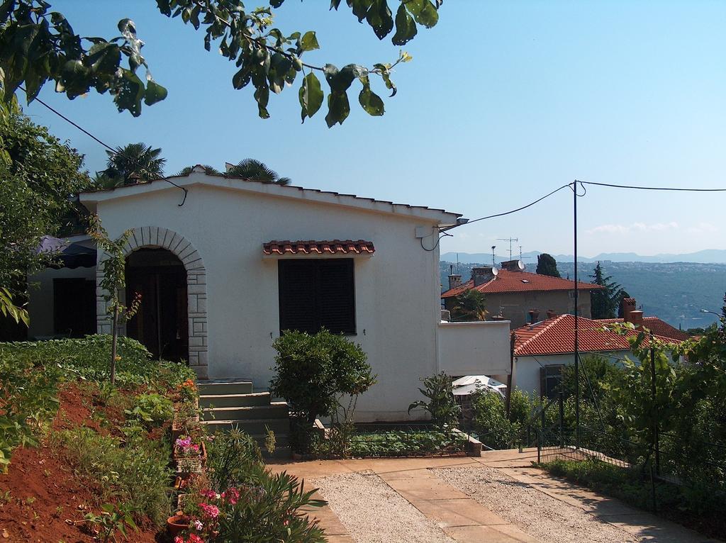 Sunflower Apartment Opatija Oda fotoğraf